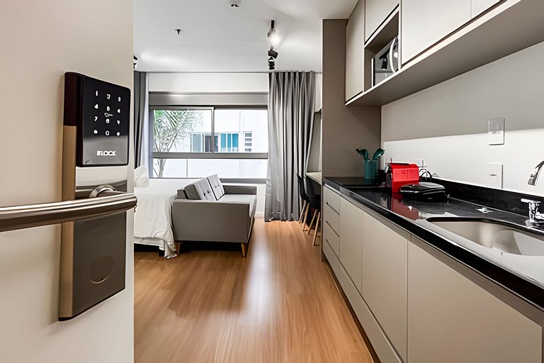 APTO completo a 300m Av. Paulista | A/C e Wi-Fi