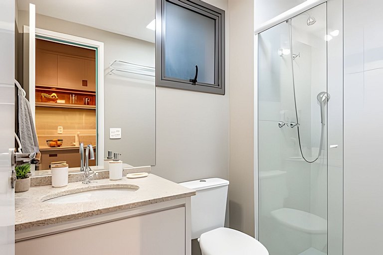 Lindo APTO 1min Faria Lima | Piscina, Wi-fi, Metrô