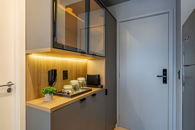 Lindo APTO LUXO a 1 min FARIA LIMA | Piscina, A/C