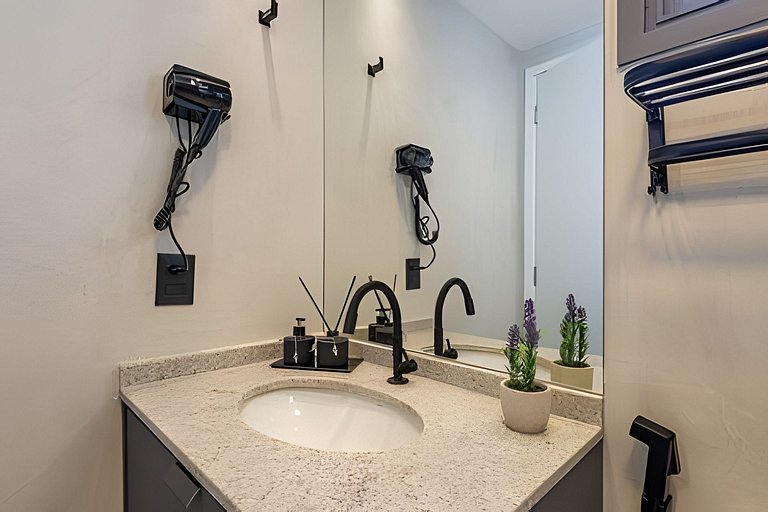 Lindo APTO LUXO a 1 min FARIA LIMA | Piscina, A/C