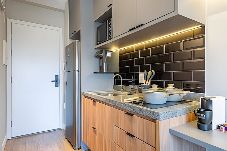 Novo Studio Luxo | 5min Allianz • A/C • Wi-Fi