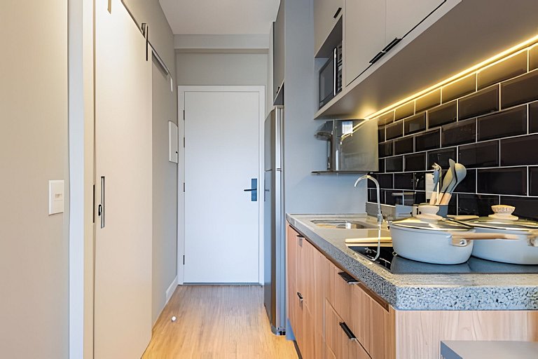 Novo Studio Luxo | 5min Allianz • A/C • Wi-Fi