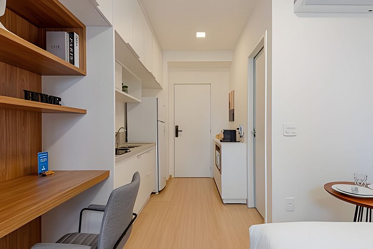 APTO Exclusivo Faria Lima | Metrô • Piscina • A/C
