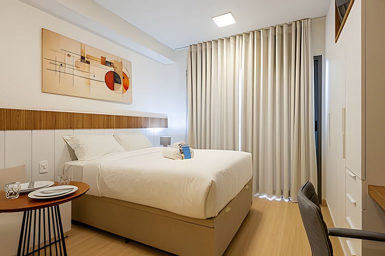 APTO Exclusivo Faria Lima | Metrô • Piscina • A/C