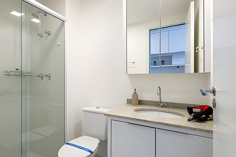 APTO Exclusivo Faria Lima | Metrô • Piscina • A/C