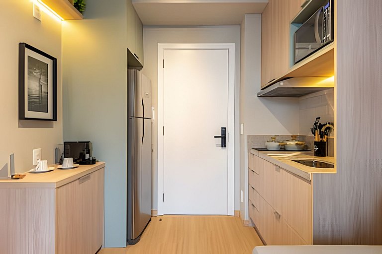 Apê 1 dorm Vila Nova | Andar Alto, Piscina e Wi-Fi