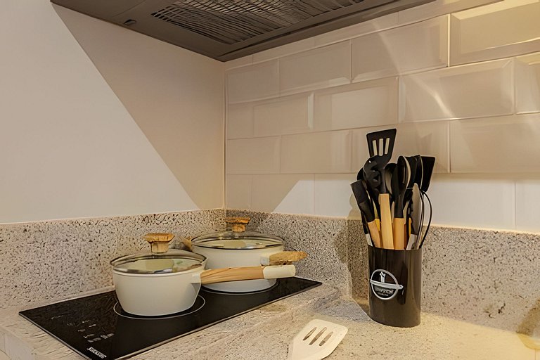 Apê 1 dorm Vila Nova | Andar Alto, Piscina e Wi-Fi