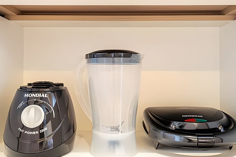 Apê 1 dorm Vila Nova | Andar Alto, Piscina e Wi-Fi