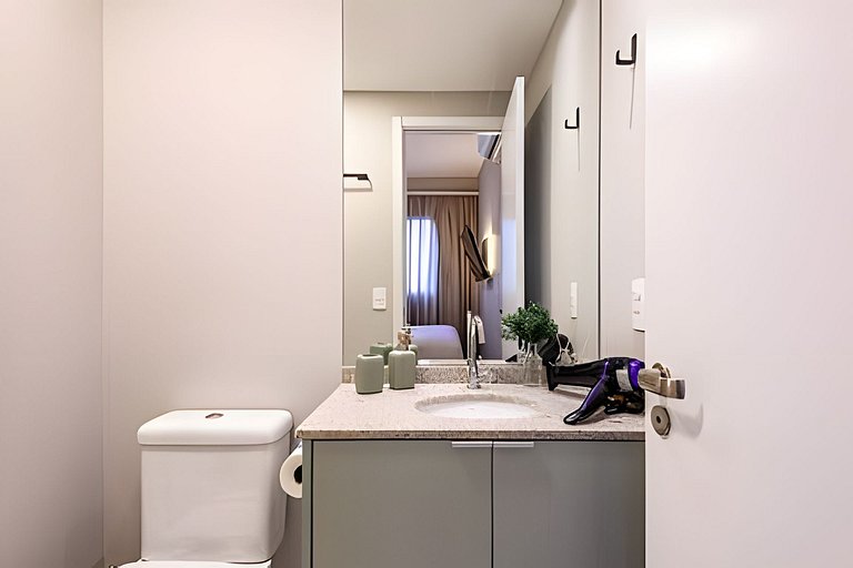 Apê 1 dorm Vila Nova | Andar Alto, Piscina e Wi-Fi