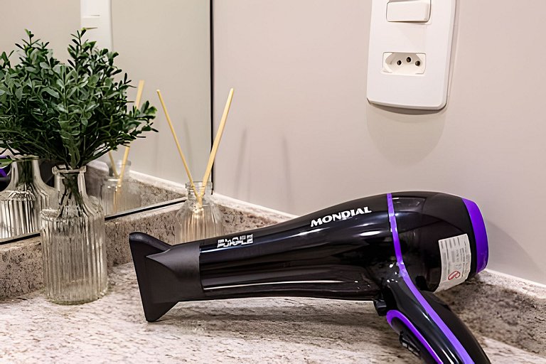 Apê 1 dorm Vila Nova | Andar Alto, Piscina e Wi-Fi