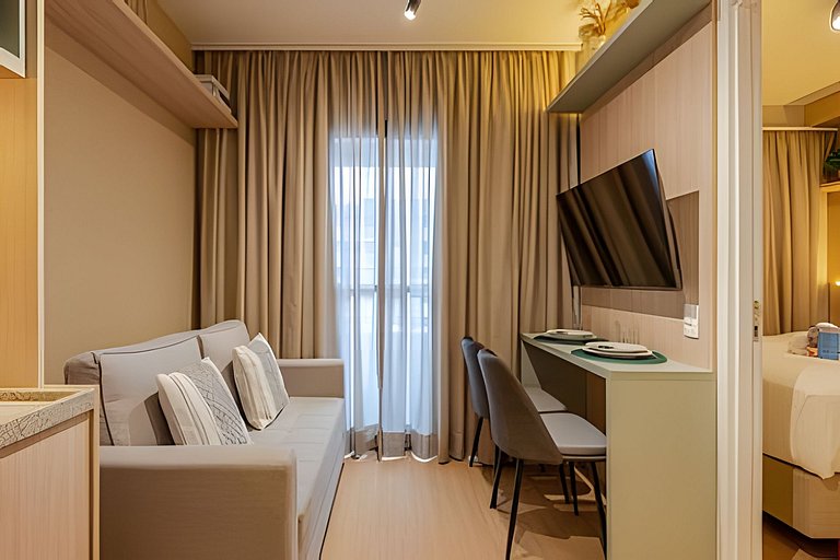 Apê 1 dorm Vila Nova | Andar Alto, Piscina e Wi-Fi