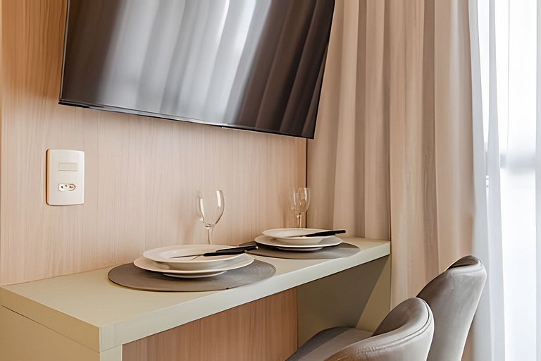 Apê LUXO Vila Nova | Andar Alto, Piscina e Wi-Fi