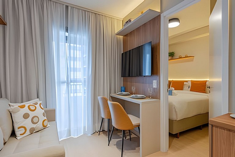 APTO Luxo C/ Vista Vila Nova | Piscina, Wi-fi, A/C