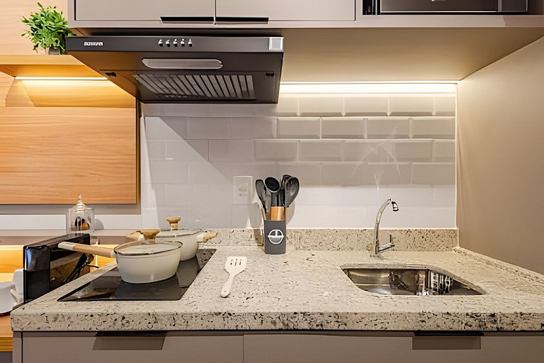 Studio LUXO a 6 min Ibirapuera | Metrô, A/C, Wi-fi